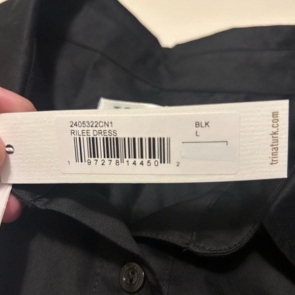 Trina Turk Black Rilee Dress with Puff Sleeves - Picture 8 of 8